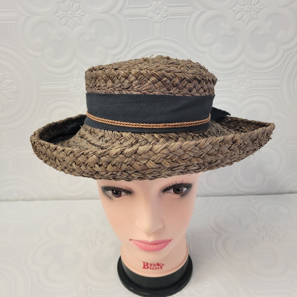 Helen Kaminski Bucket Hat Women Craftsmanship Rollable Crochet 100% Raffia Brown
